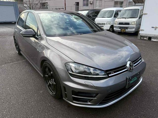 ゴルフＲ ベースグレード　ＡＤＶＡＮ　Ｒａｃｉｎｇホイール／ＳＡＣＨＳ　ＲＳ－１車高調／記録簿／バックカメラ／ドライブレコーダー／Ｂｌｕｅｔｏｏｔｈ／ＴＶ／ＥＴＣ／クルーズコントロール（10枚目）
