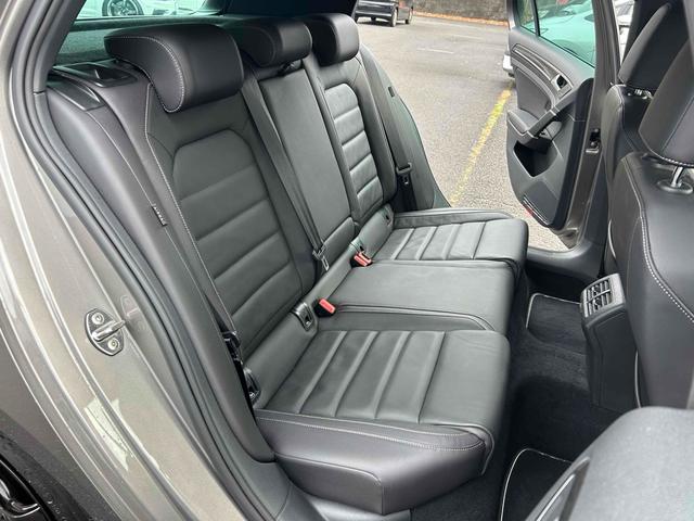 ゴルフＲ ベースグレード　ＡＤＶＡＮ　Ｒａｃｉｎｇホイール／ＳＡＣＨＳ　ＲＳ－１車高調／記録簿／バックカメラ／ドライブレコーダー／Ｂｌｕｅｔｏｏｔｈ／ＴＶ／ＥＴＣ／クルーズコントロール（29枚目）