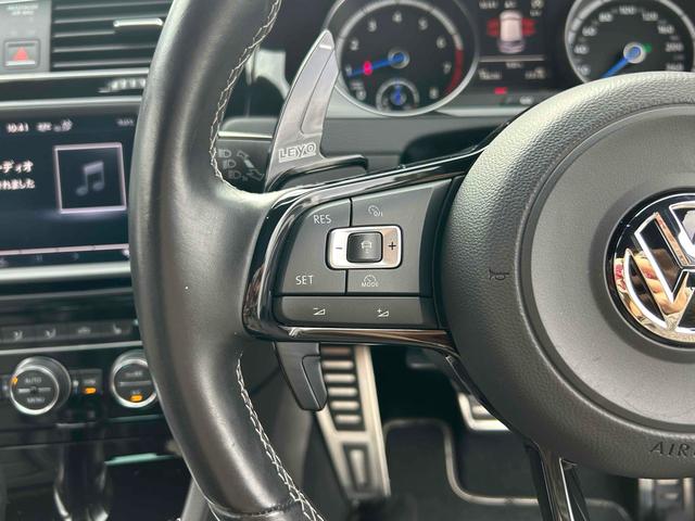 ゴルフＲ ベースグレード　ＡＤＶＡＮ　Ｒａｃｉｎｇホイール／ＳＡＣＨＳ　ＲＳ－１車高調／記録簿／バックカメラ／ドライブレコーダー／Ｂｌｕｅｔｏｏｔｈ／ＴＶ／ＥＴＣ／クルーズコントロール（45枚目）