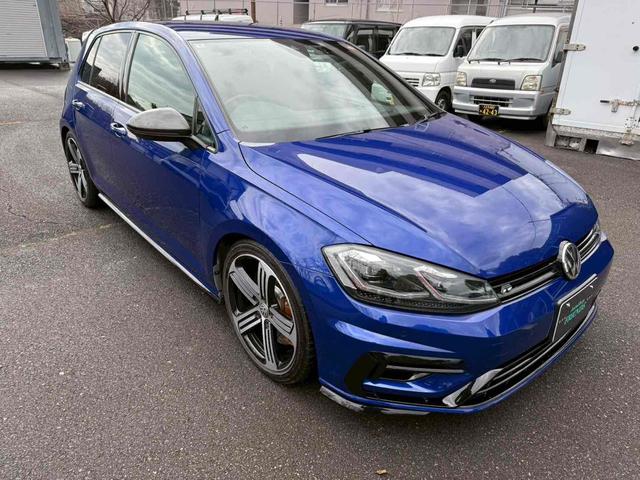 ���J�[�{���~���[