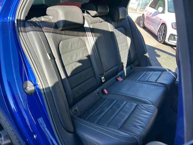 ゴルフＲ ベースグレード　レーシングラインマフラー／ｒａｆｆａホイール／社外エアクリ／新品フロントリップ／トランクスポイラー／社外パドルシフト／ＥＴＣ／Ｂｌｕｅｔｏｏｔｈ／ＴＶ／クルーズコントロール（33枚目）