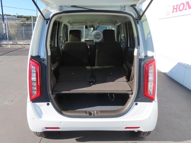 �y���Q�b�W�X�y�[�X�i�Q�i���b�N���[�h�j�z�����t���̃{�[�h���g���΁A�㉺�Őςݕ������\�B�{�[�h�̍����́A�V���b�s���O�J�[�g�̍����Ƃقړ����ɐݒ�B�J�[�g����׎��ւ̉ו��̈ڂ��ւ������N�ɂł��܂��B