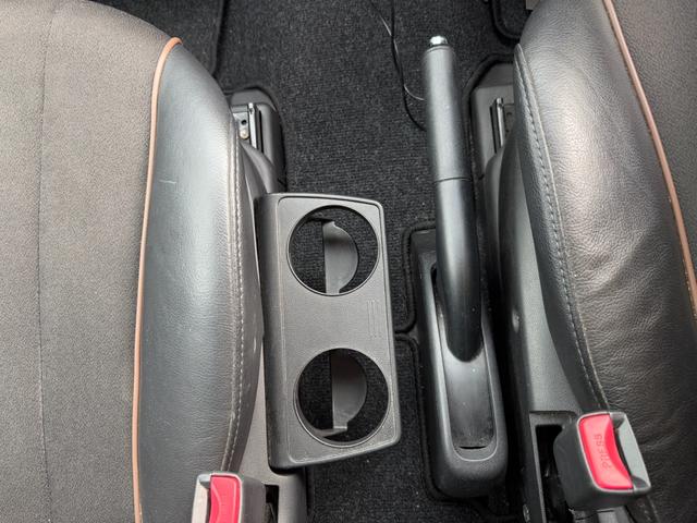 プレマシー ２０Ｓ　プレステージスタイルＩＩ　両側電動スライド／ＴＶ／ＥＴＣ／Ｂカメラ／ドライブレコーダー／Ｂｌｕｅｔｏｏｔｈ（28枚目）