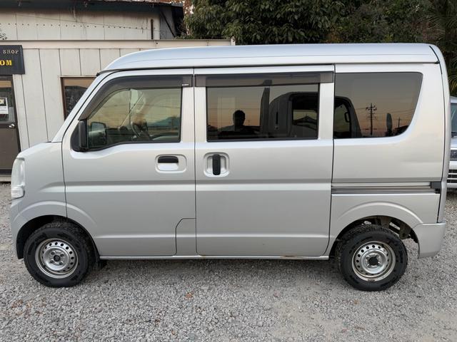 エブリイ PAリミテッド 4WD/5速マニュアル(4枚目)