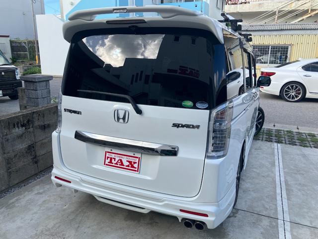 無限リアスポイラー