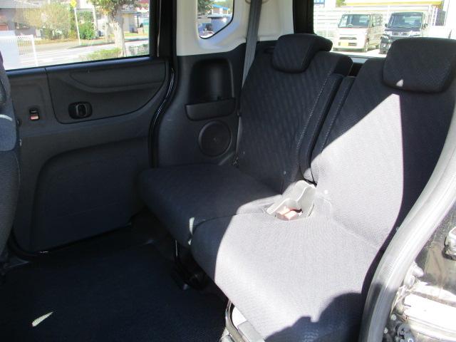 Ｎ－ＢＯＸカスタム Ｇ・Ｌパッケージ　車検令和８年８月　ワンオーナー　純正ナビ　バックカメラ　エンジンスターター　パワースライドドア　ＨＩＤライト　タイミングチェーン　スマートキー　フォグランプ　純正アルミホイール　プライバシーガラス（6枚目）