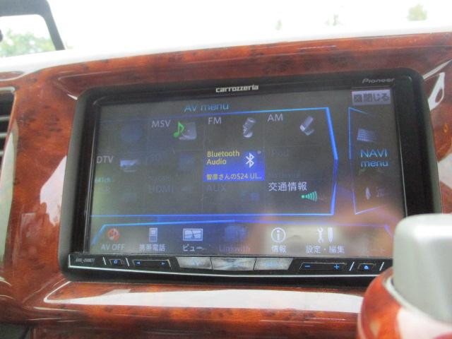 スクラムワゴン ＰＺターボ　車検令和８年３月　ドレスアップ車　ＳＤナビ　地デジフルセグテレビ　ＣＤ　ＤＶＤ　Ｂｌｕｅｔｏｏｔｈオーディオ　左パワースライドドア　ウッドパネル　茶革調シート　テーブル　社外マフラー　ＬＥＤフォグ（12枚目）