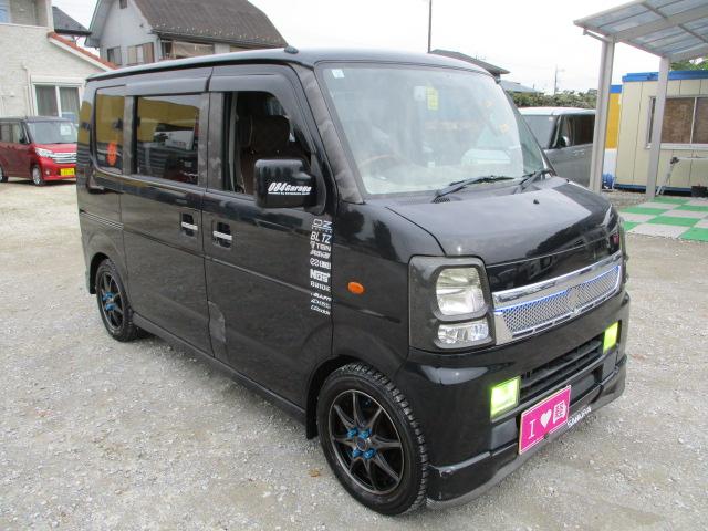 スクラムワゴン ＰＺターボ　車検令和８年３月　ドレスアップ車　ＳＤナビ　地デジフルセグテレビ　ＣＤ　ＤＶＤ　Ｂｌｕｅｔｏｏｔｈオーディオ　左パワースライドドア　ウッドパネル　茶革調シート　テーブル　社外マフラー　ＬＥＤフォグ（19枚目）