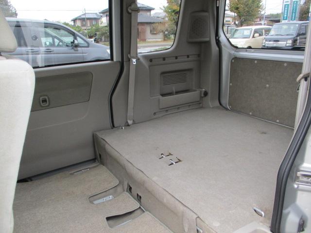 エブリイワゴン ＰＺターボ　公認２人乗り　車検令和８年６月　令和７年９月ターボ交換　メモリーナビ　ＣＤ　ＤＶＤ再生　Ｂｌｕｅｔｏｏｔｈオーディオ　左パワースライドドア　ＥＴＣ　純正アルミ　ドアバイザー　電動格納ミラー　ターボ車（6枚目）