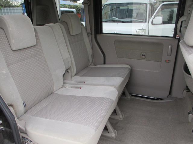 エブリイワゴン ＰＺターボ　車検令和８年３月　メモリーナビ　地デジテレビ　ＣＤ　オートエアコン　左パワースライドドア　タイミングチェーン　純正アルミホイール　ドアバイザー　プライバシーガラス　後期モデル　修復歴なし　キーレス（9枚目）