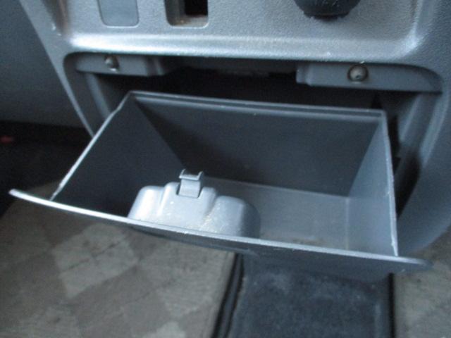 タント カスタムＲＳ　車検整備付　ナビ　フルセグＴＶ　バックカメラ　ＣＤ　ＤＶＤ　左側パワースライドドア　ＨＩＤヘッドライト　フォグ　１４インチアルミ　電格ドアミラー　ウインカーミラー　ｍｏｍｏステアリング　スマートキー（20枚目）