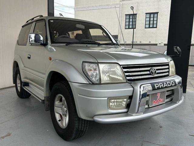 ランドクルーザープラド RX ワンオーナー 禁煙車 フルノーマル車 年次記録簿あり 4WD センターデフロック リアアンダーミラー オートエアコン フィールドモニター ライブサウンドシステム CD ラジオ 電格ミラー 純正AW(18枚目)
