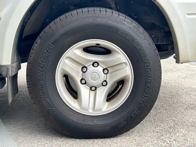 ランドクルーザープラド RX ワンオーナー 禁煙車 フルノーマル車 年次記録簿あり 4WD センターデフロック リアアンダーミラー オートエアコン フィールドモニター ライブサウンドシステム CD ラジオ 電格ミラー 純正AW(24枚目)
