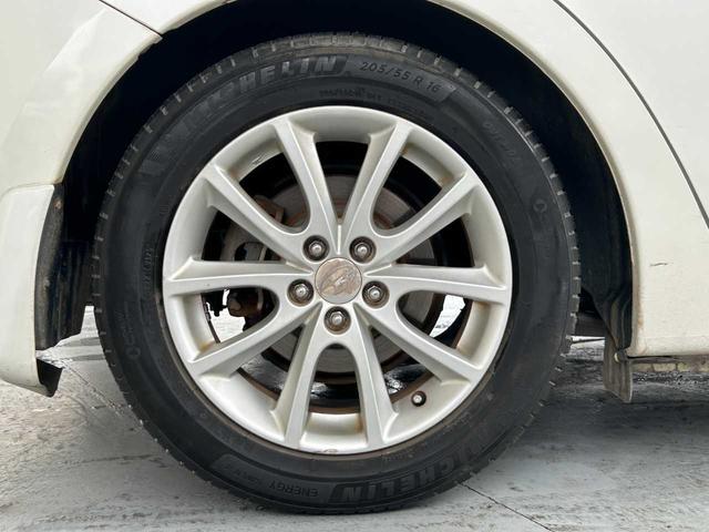 インプレッサスポーツ 2.0iアイサイト ワンオーナー 禁煙車 記録簿1年ごとあり アイサイト HIDヘッドライト 純正SDナビ Bluetoothオーディオ フルセグTV バックモニター 純正16インチAW 4WD ETC オートライト デ(26枚目)
