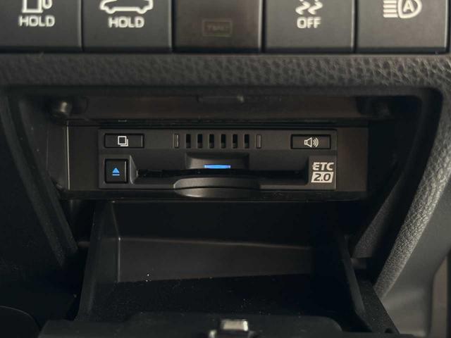 カムリ WSレザーパッケージ ワンオーナー 禁煙車 パノラマルーフ 本革シート セーフティーセンス BMS スポーツサスペンション LEDヘッドライト デイライト 純正SDナビ バックモニター Bluetooth 純正18AW(19枚目)