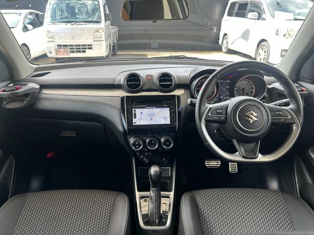 スイフト RSt セーフティパッケージ 衝突軽減 誤発進抑制 ハイビームアシスト メモリーナビゲーションセット 全方位モニター コーナーセンサー Bluetooth USB シートヒーター LEDヘッドライト ETC(2枚目)