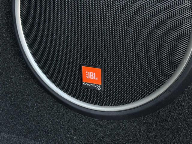 上位グレードの証！ＪＢＬプレミアムサウンドシステム！