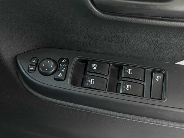 タント Ｘスペシャル　ワンオーナー　スマートアシスト　パワーモード　純正メモリーナビ　バックカメラ　Ｂｌｕｅｔｏｏｔｈオーディオ　フルセグＴＶ　ＬＥＤヘッドライト　オートライト　プッシュスタート　ＵＳＢ充電　クリアランスソ（11枚目）