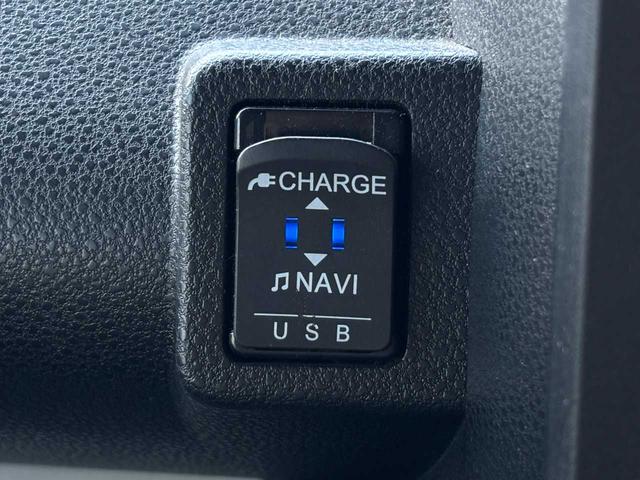 タント Ｘスペシャル　ワンオーナー　スマートアシスト　パワーモード　純正メモリーナビ　バックカメラ　Ｂｌｕｅｔｏｏｔｈオーディオ　フルセグＴＶ　ＬＥＤヘッドライト　オートライト　プッシュスタート　ＵＳＢ充電　クリアランスソ（13枚目）