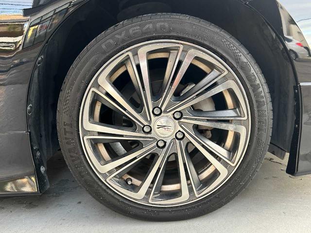 プリウス Ｓ　モデリスタフルエアロ　ワンオーナー　禁煙車　ナビレディＰＫＧ　ステアリングスイッチ　純正ナビ　バックモニター　Ｂｌｕｅｔｏｏｔｈ　フルセグＴＶ　ＬＥＤヘッドランプ　オートライト　ＬＥＤフォグ（26枚目）