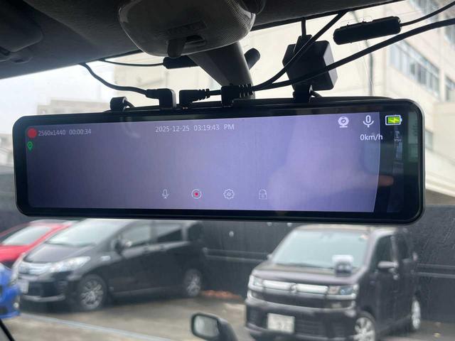 ジムニー クロスアドベンチャー　ワンオーナー　禁煙車　ターボ　ルーフキャリア　社外サス　純正１６インチＡＷ　ジオランダーオフロードタイヤ　Ｐａｎａｓｏｎｉｃ製ＳＤナビ　ワンセグＴＶ　シートヒーター　キーレス　電動格納ミラー（9枚目）