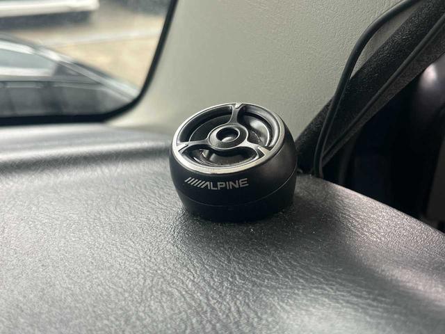 ジムニー クロスアドベンチャー　ワンオーナー　禁煙車　ターボ　ルーフキャリア　社外サス　純正１６インチＡＷ　ジオランダーオフロードタイヤ　Ｐａｎａｓｏｎｉｃ製ＳＤナビ　ワンセグＴＶ　シートヒーター　キーレス　電動格納ミラー（10枚目）