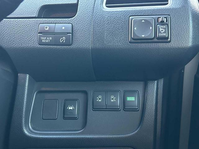 セレナ ハイウェイスター Vセレクション+セーフティ SHV プラスセーフティー ユーザー買取 禁煙車 エマージェンシーブレーキ 車線逸脱警報 社外メモリーナビ 社外フリップダウンモニター バックモニター 両側電動スライドドア ドライブレコーダー ETC LED(11枚目)