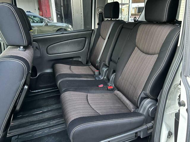 セレナ ハイウェイスター Vセレクション+セーフティ SHV プラスセーフティー ユーザー買取 禁煙車 エマージェンシーブレーキ 車線逸脱警報 社外メモリーナビ 社外フリップダウンモニター バックモニター 両側電動スライドドア ドライブレコーダー ETC LED(20枚目)