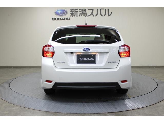インプレッサスポーツ 1.6i-LAWD ワンオーナー ナビETCバックカメラ付 オートエアコン/アイドリングストップ/フォグランプ/濃色ガラス/キーレスアクセス&プッシュスタート/電動格納ミラー/15インチアルミホイール/寒冷地仕様/HIDヘッドライト(11枚目)