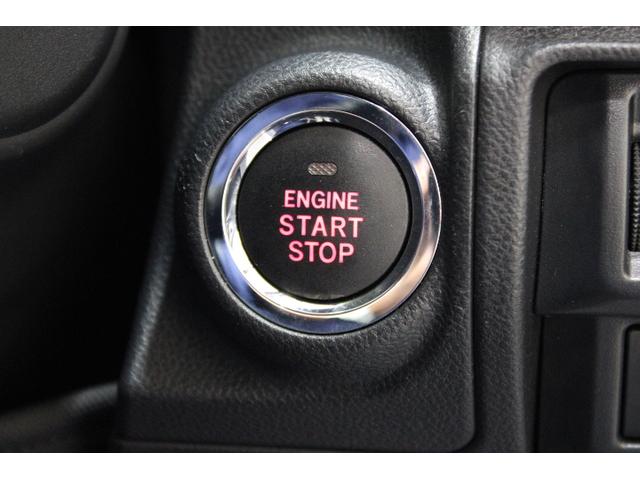 �L�[���X�A�N�Z�X���v�b�V���X�^�[�g�B�A�N�Z�X�L�[���g�т��Ă���΃h�A�̃��b�N�^�A�����b�N�̓h�A���̕��ɐG��邾���łn�j�B�G���W���X�^�[�g�͂��̃{�^���������v�b�V���B