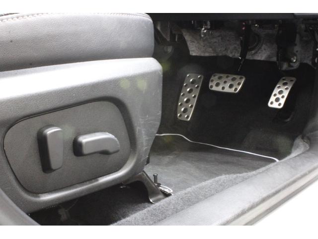 フォレスター 後期型2.0XTアイサイト 直噴ターボDIT搭載 アイサイトver3/前席パワーシート&シートヒーター/X-MODE/純正18インチアルミホイール/寒冷地仕様/横滑り防止装置/LEDヘッドライト/スマートキーレス/ナビ/バックカメラ/ETC(17枚目)