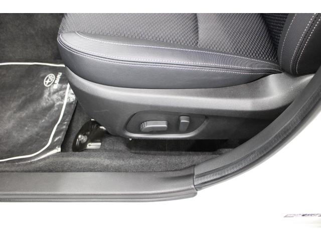 フォレスター 後期型2.0XTアイサイト 直噴ターボDIT搭載 アイサイトver3/前席パワーシート&シートヒーター/X-MODE/純正18インチアルミホイール/寒冷地仕様/横滑り防止装置/LEDヘッドライト/スマートキーレス/ナビ/バックカメラ/ETC(18枚目)