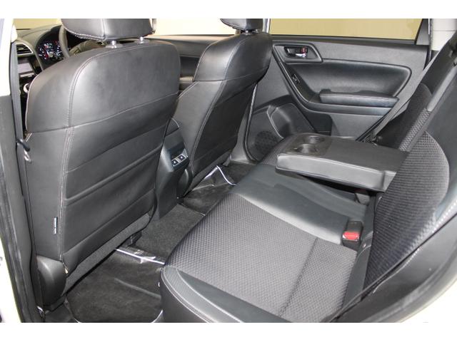 フォレスター 後期型2.0XTアイサイト 直噴ターボDIT搭載 アイサイトver3/前席パワーシート&シートヒーター/X-MODE/純正18インチアルミホイール/寒冷地仕様/横滑り防止装置/LEDヘッドライト/スマートキーレス/ナビ/バックカメラ/ETC(29枚目)