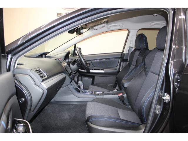 レヴォーグ １．６ＧＴ－Ｓアイサイト　後期型　ナビＥＴＣバックカメラ　ＥｙｅＳｉｇｈｔ／ＬＥＤヘッドライト／キーレスアクセス＆プッシュスタート／濃色ガラス／左右独立温度調整エアコン／アイドリングストップ／ヒーテッドドアミラー／ワイパーデアイザー／電動パーキングブレーキ（12枚目）