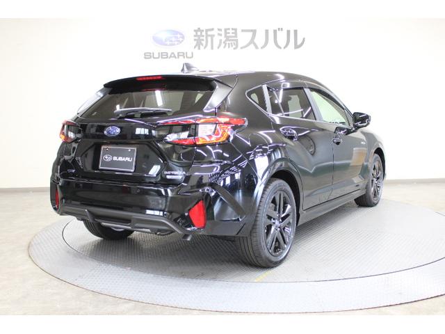 インプレッサ ST-G ワンオーナー 距離35km 本革巻きステアリングホイール/キーレスアクセス&プッシュスタート/クリアビューパック/11.6インチセンターインフォメーションディスプレイ&インフォテイメントシステム/デジタルマルチビューモニター(8枚目)