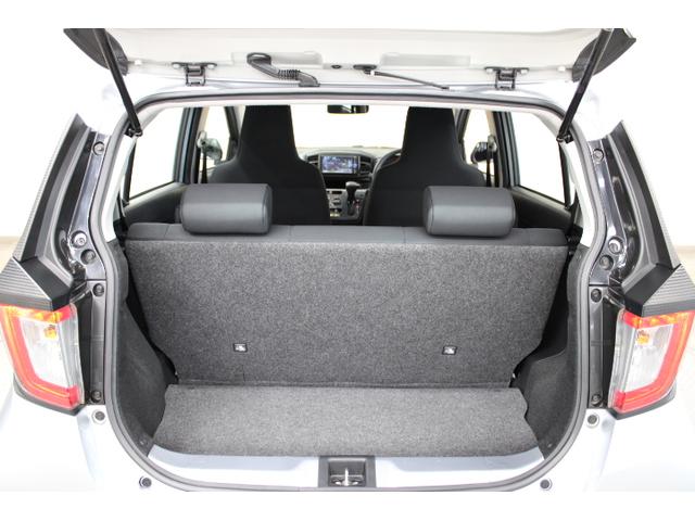 日常のお買い物や趣味のツールを積載するスペースをラゲッジ部に確保