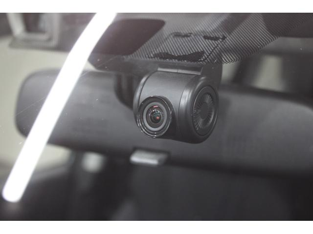 フォレスター Touring ワンオーナー車 ナビETCバックカメラ EyeSight/LEDヘッドライト/キーレスアクセス&プッシュスタート/本革巻きステアリング&シフトレバー/濃色ガラス/ヒーテッドドアミラー&ワイパーデアイザー/X-MODE/ABS/VDC(4枚目)