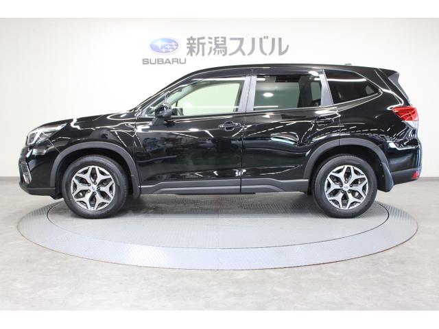 フォレスター Touring ワンオーナー車 ナビETCバックカメラ EyeSight/LEDヘッドライト/キーレスアクセス&プッシュスタート/本革巻きステアリング&シフトレバー/濃色ガラス/ヒーテッドドアミラー&ワイパーデアイザー/X-MODE/ABS/VDC(9枚目)