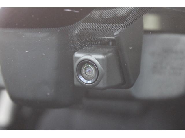 フォレスター Premium ノーマルタイヤ新品交換済み ワンオーナー車 EyeSight/LEDヘッドライト/キーレス&プッシュスタート/左右温度調整機能付きオートエアコン/ヒーテッドドアミラー/ワイパーデアイザー/本革巻きステアリング&シフトレバー/X-MODE(4枚目)