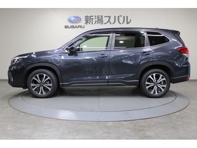 フォレスター Premium ノーマルタイヤ新品交換済み ワンオーナー車 EyeSight/LEDヘッドライト/キーレス&プッシュスタート/左右温度調整機能付きオートエアコン/ヒーテッドドアミラー/ワイパーデアイザー/本革巻きステアリング&シフトレバー/X-MODE(9枚目)