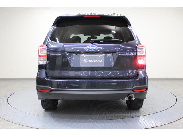 フォレスター Ｓ－Ｌｉｍｉｔｅｄ　ワンオーナー車　ナビＥＴＣバックカメラ　ＥｙｅＳｉｇｈｔ／ＬＥＤヘッドライト／キーレスアクセス＆プッシュスタート／左右独立温度調整機能付きオートエアコン／アイドリングストップ／Ｘ－ＭＯＤＥ／ヒーテッドドアミラー／ワイパーデアイザー（11枚目）