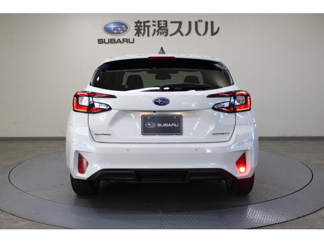 インプレッサ ST レンタアップ車 【距離】27,200km 本革巻きステアリングホイール/キーレスアクセス&プッシュスタート/クリアビューパック/11.6インチセンターインフォメーションディスプレイ&インフォテイメントシステム/デジタルマルチビューモニター(11枚目)