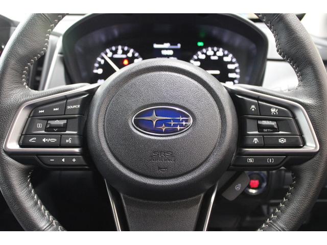 インプレッサ ST レンタアップ車 【距離】27,200km 本革巻きステアリングホイール/キーレスアクセス&プッシュスタート/クリアビューパック/11.6インチセンターインフォメーションディスプレイ&インフォテイメントシステム/デジタルマルチビューモニター(14枚目)