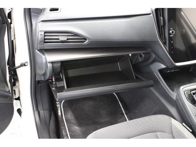 インプレッサ ST レンタアップ車 【距離】27,200km 本革巻きステアリングホイール/キーレスアクセス&プッシュスタート/クリアビューパック/11.6インチセンターインフォメーションディスプレイ&インフォテイメントシステム/デジタルマルチビューモニター(17枚目)