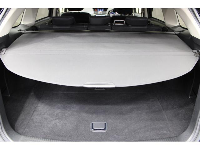 レヴォーグ 1.6GTアイサイト Smart Edition EyeSight Ver3/LEDヘッドランプ/キーレスアクセス&プッシュスタート/濃色ガラス/アイドリングストップ/左右独立温度調整式A/C/ヒーテッドドアミラー/ワイパーデアイザー/オートライト(32枚目)