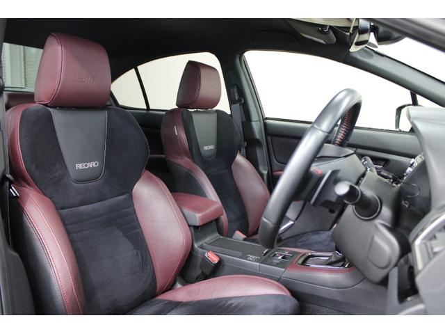 �t�����g�V�[�g�͏��S�n�ƃT�|�[�g����ǋ��B�ړ��̔�J���y�����A���m�ȑ�����x���܂��B