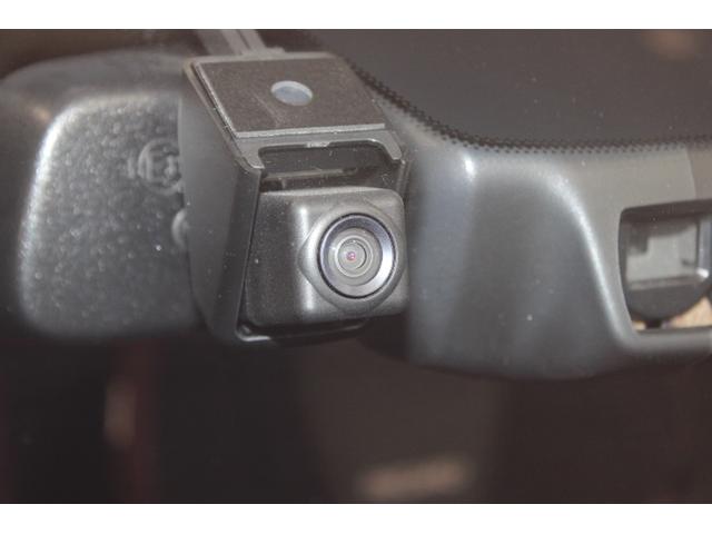 ����̎ԎЉ�̕K���i�B�h���C�u���R�[�_�[�����B�G���W���n����̈ꕔ�n�I���L�^���܂��B