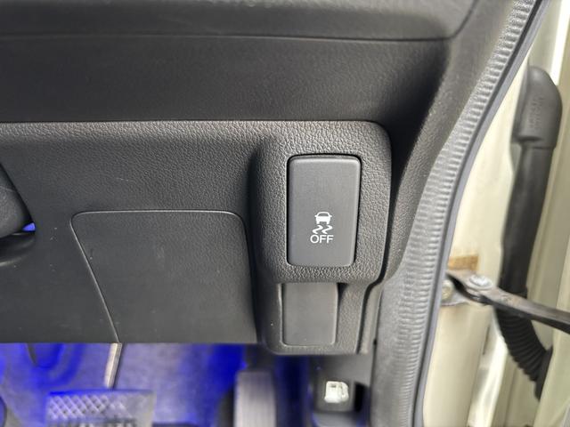 『ＧＡＲＡＧＥ　ＯＮＥ』は、ボディーコーティングやフィルム施工等オプションも多数ご用意しております！！詳細はお気軽にお問い合わせ下さい♪　→　００７８ー６０４１ー１８３６