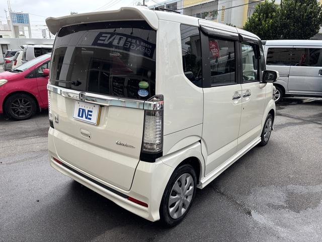 『ＧＡＲＡＧＥ　ＯＮＥ』は、ナビ・ドライブレコーダーなどの取り付けもお任せください。お車のカスタマイズもお任せください。詳細はお気軽にお問い合わせ下さい♪　→　００７８ー６０４１ー１８３６