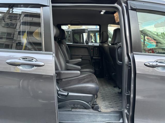 『ＧＡＲＡＧＥ　ＯＮＥ』は、ナビ・ドライブレコーダーなどの取り付けもお任せください。お車のカスタマイズもお任せください。詳細はお気軽にお問い合わせ下さい♪　→　００７８ー６０４１ー１８３６